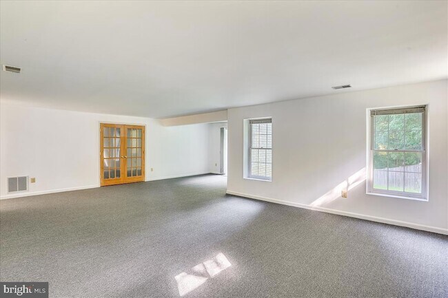 Building Photo - 18518 Gingerbread Ln