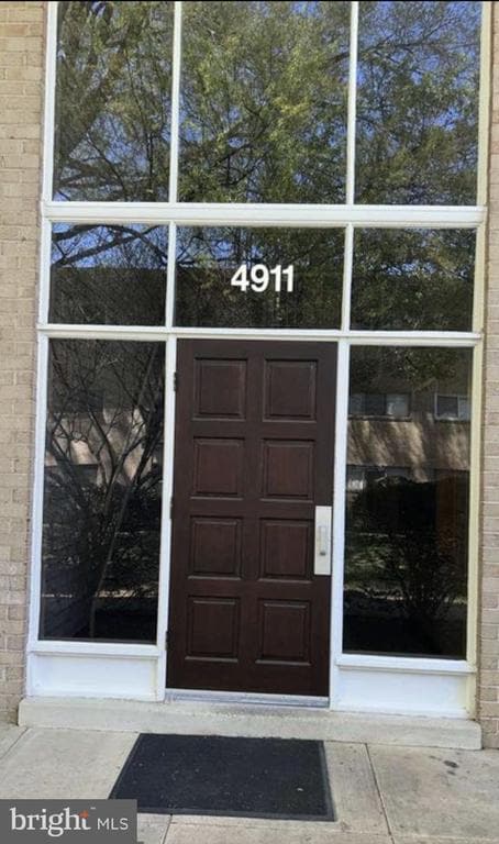 Building Photo - 4911 Americana Dr