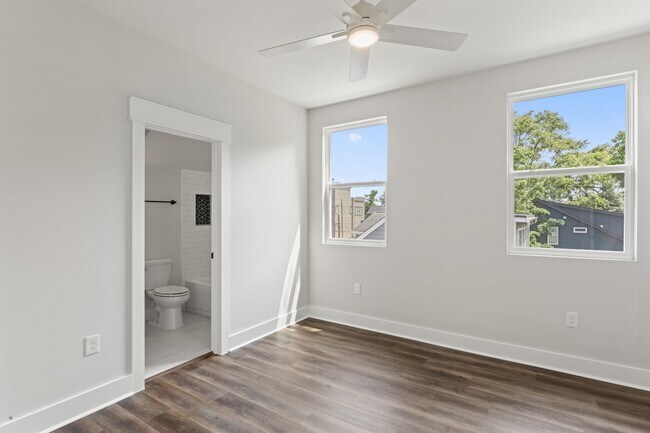 Building Photo - 1526 Jones Ave