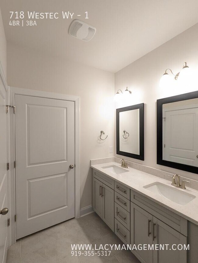 Building Photo - 718 Westec Wy