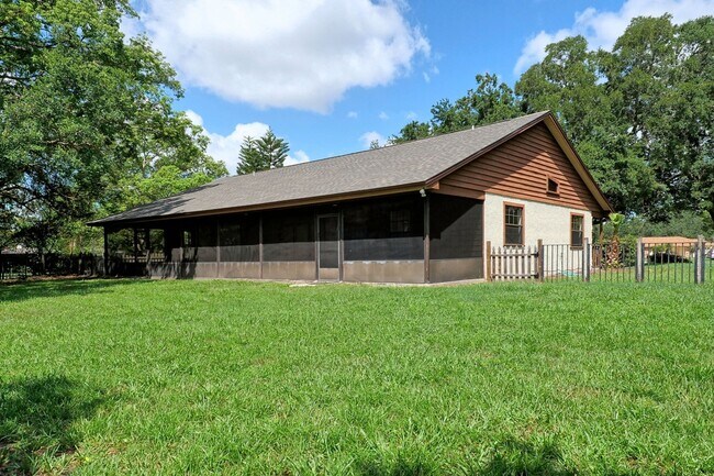 Building Photo - Spacious 3/2 Single family home in Belle Isle