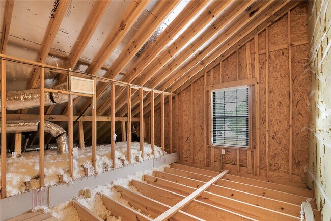 Building Photo - 13018 Walden Rd