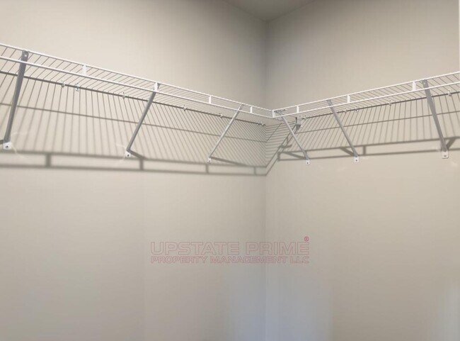 Building Photo - 167 Randwick Ln