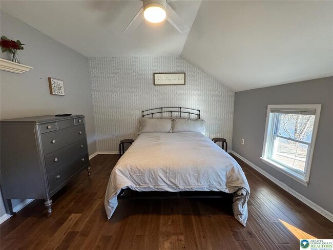 Building Photo - 312 Lehigh Dr