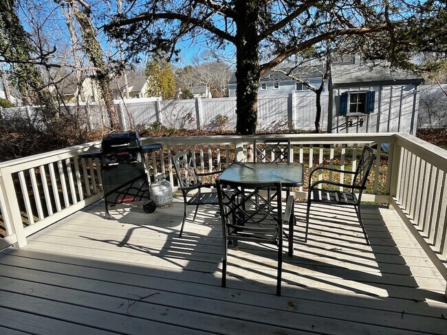 Building Photo - 94 Cottonwood Ln