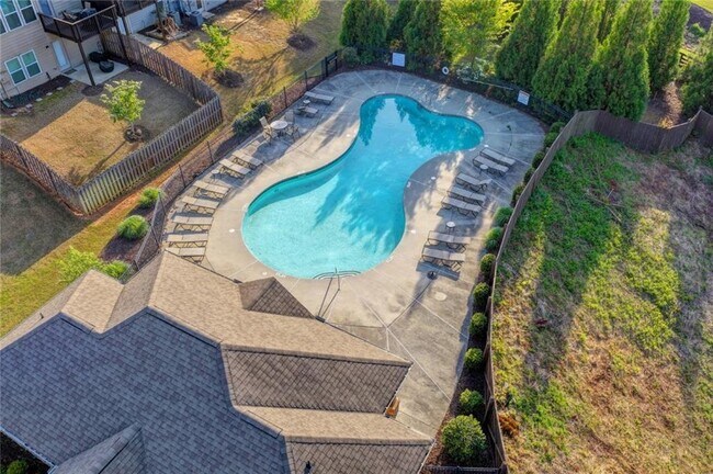 Building Photo - 7245 Heritage Oak Ct