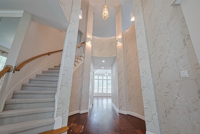 Building Photo - 36 Watermill Pl