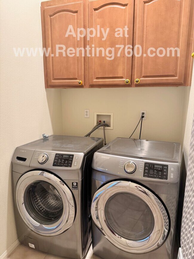 Building Photo - Huge 3 Bed 2 Bath Home With Pool & Spa in Hacienda Heights Neighborhood!!