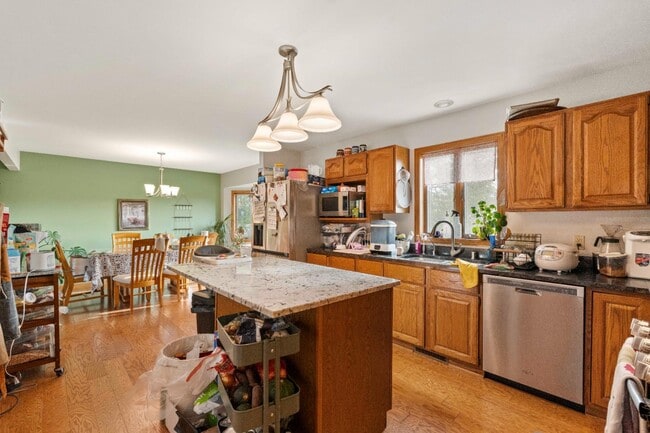 Building Photo - 1853 Wallinford Dr