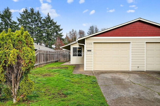 Building Photo - 1920 S Alpine St