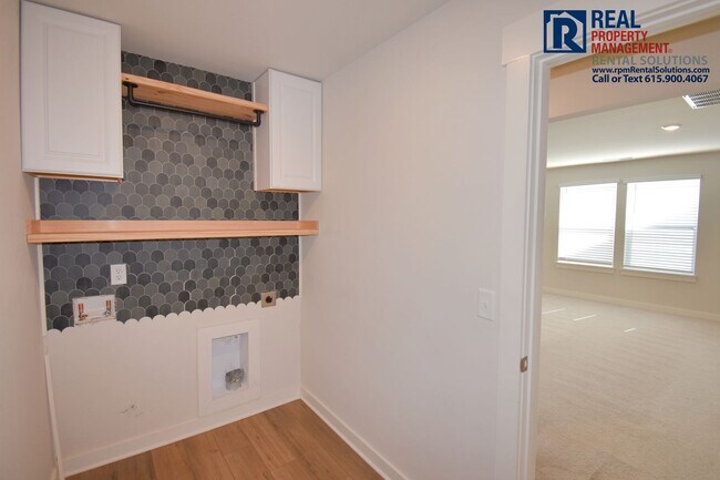 Building Photo - 2232 Robert Gwynne Dr
