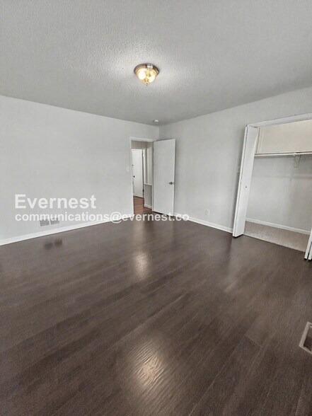 Building Photo - 2723 Reynolds Park Rd