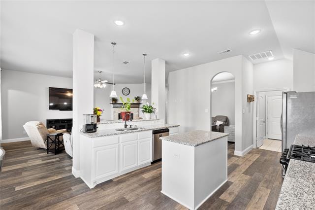 Building Photo - 1796 Amalfi Dr