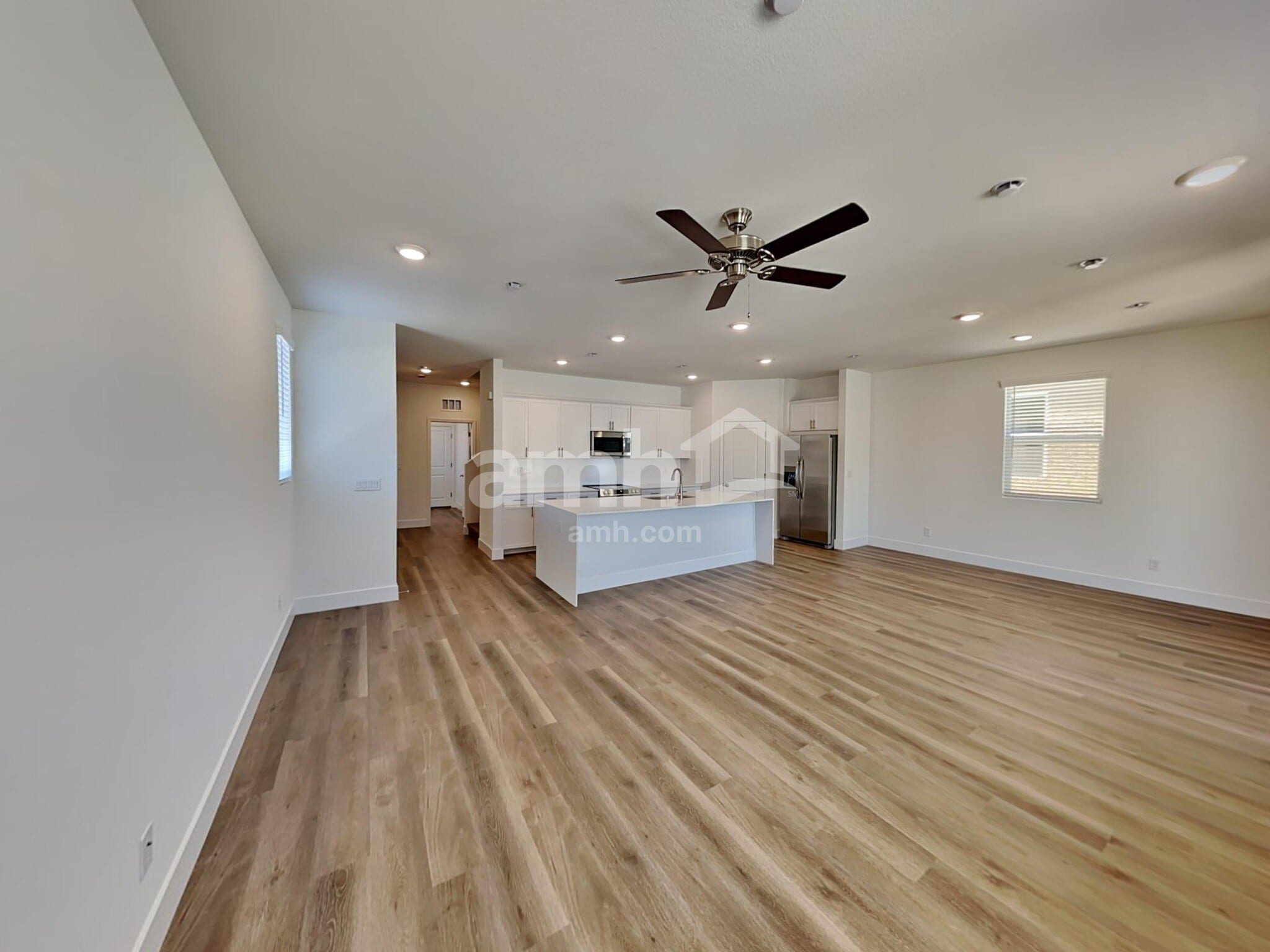 Building Photo - 9118 Fiesta Impatiens Ct