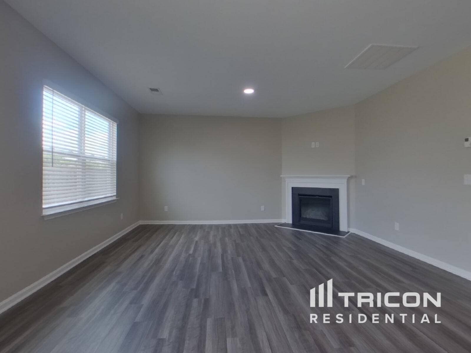 Building Photo - 210 Sweetgrass Ln