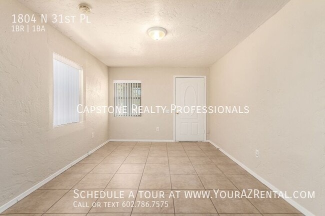 Building Photo - 1804 N 31st Pl