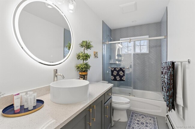 Building Photo - 16 Gateway Ct