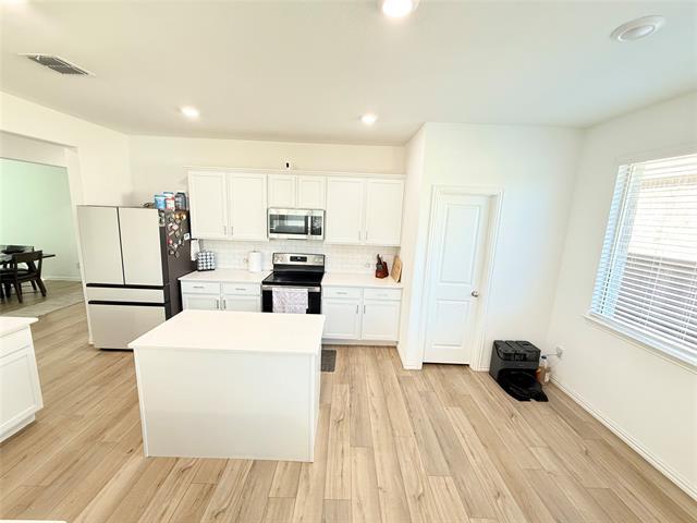 Building Photo - 11412 Woody Crk Trl