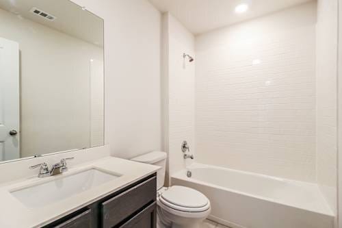 Building Photo - 3033 Glazner Dr