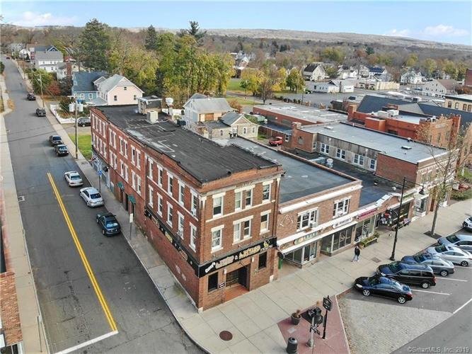Building Photo - 623 Main St