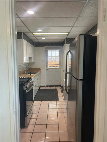 Building Photo - 10420 Aledo Dr