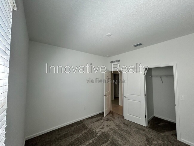 Building Photo - 699 Peroni Ave