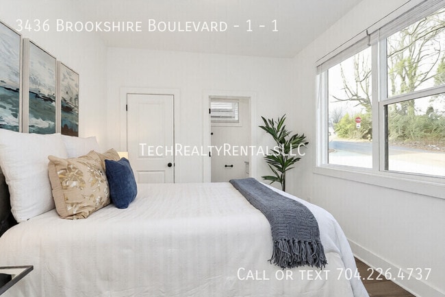 Building Photo - 3436 Brookshire Blvd