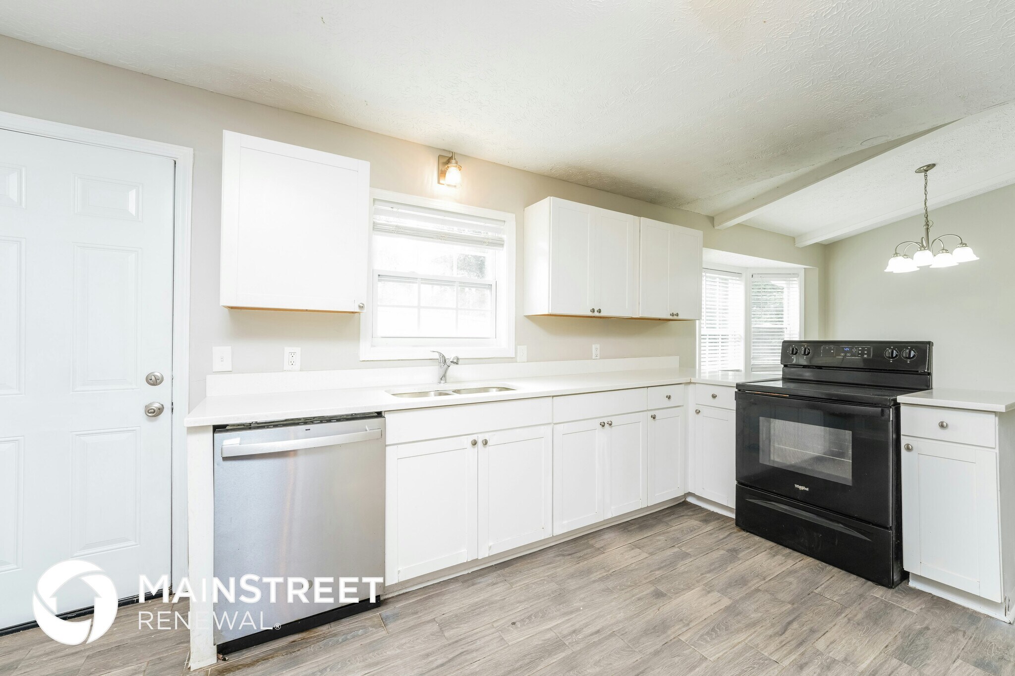 Building Photo - 512 Chanterelle Dr