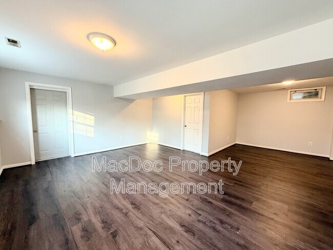 Building Photo - 11114 Ascot Cir