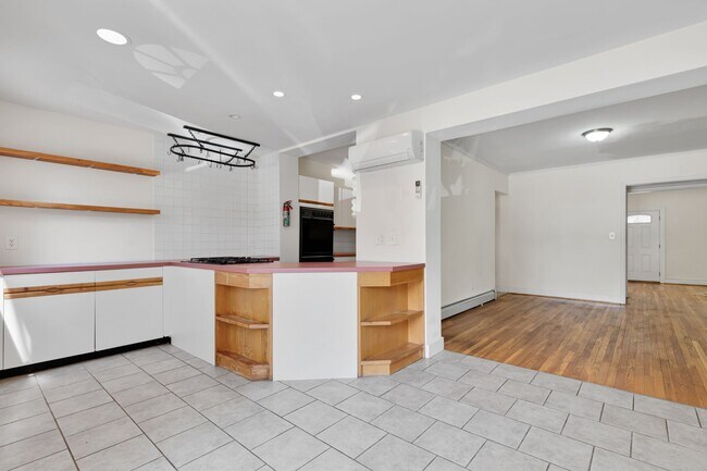 Building Photo - 1710 37th St NW