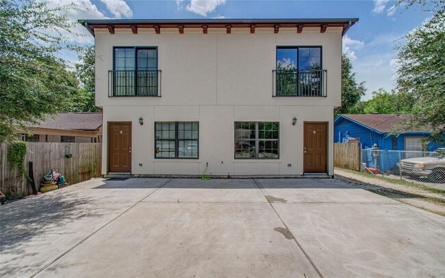 Primary Photo - 1718 Roxella St