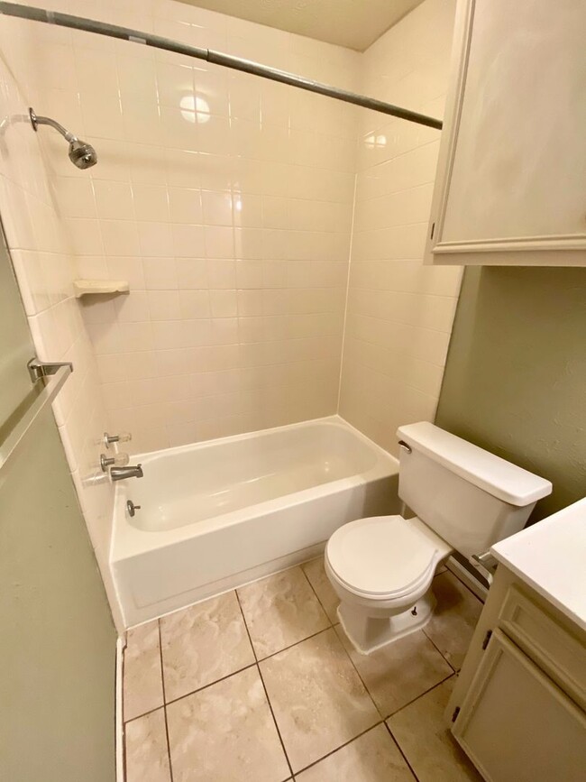 Building Photo - 3 bed, 2 bath in the Heart of Ridgeland