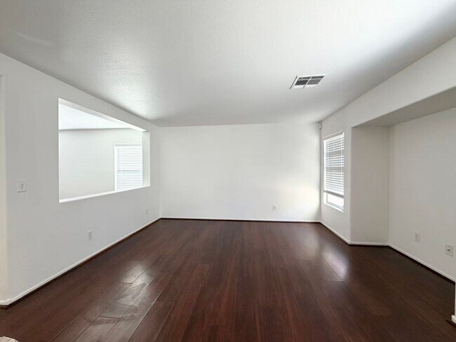 Building Photo - 9148 Spirit Canyon Ave