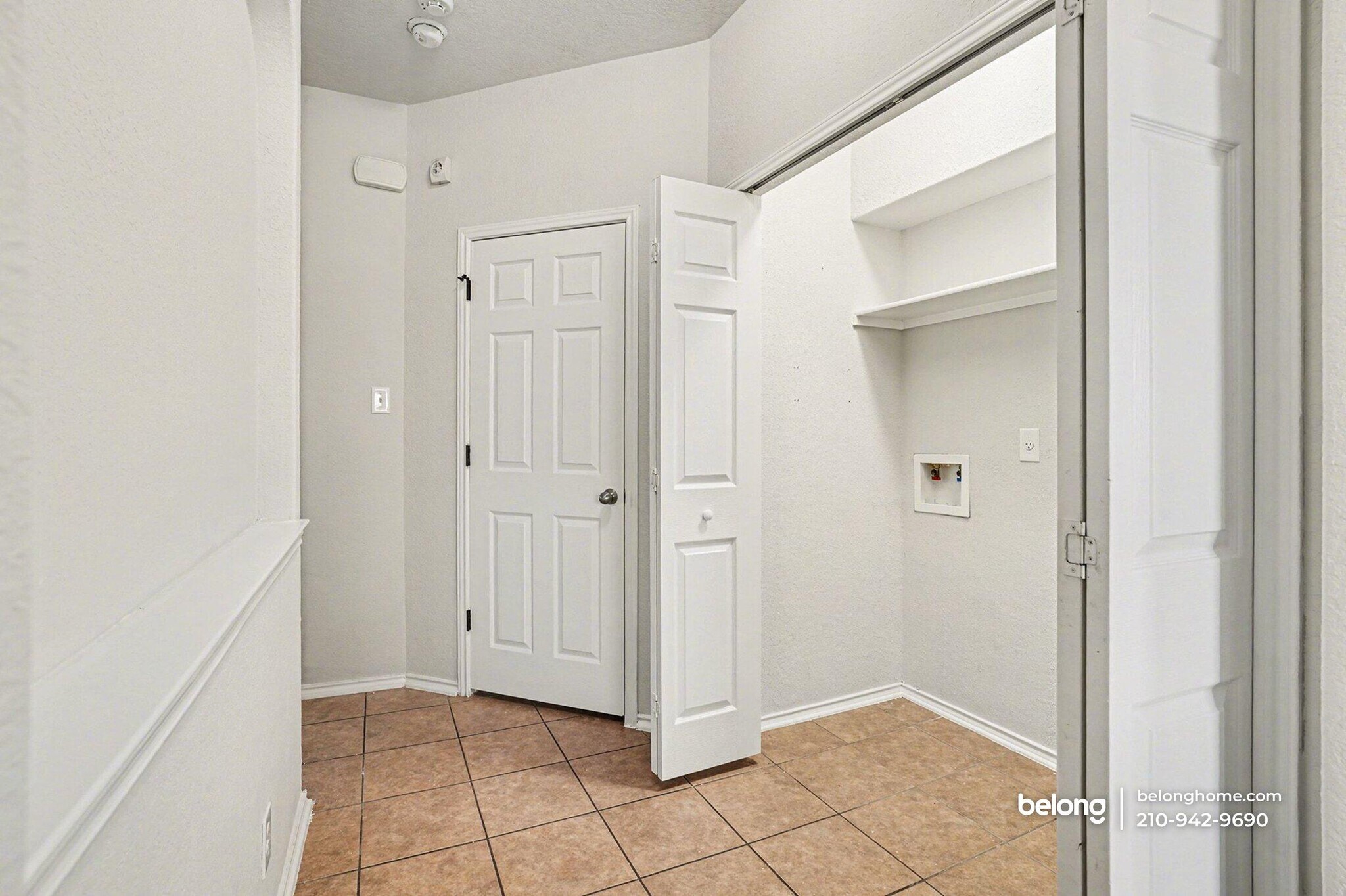 Building Photo - 175 Katherine Way