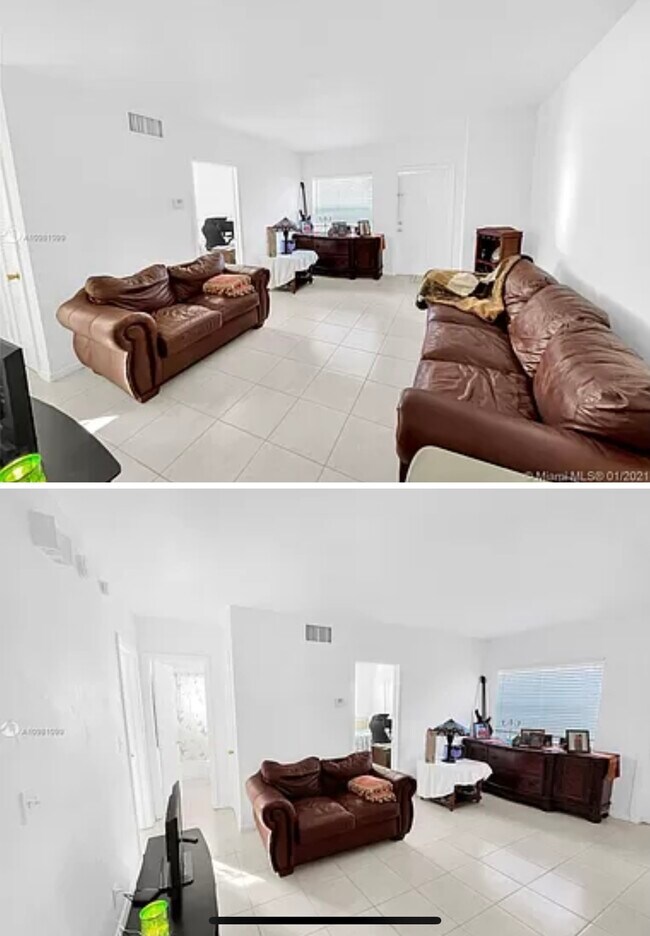 Building Photo - 4050 Woodside Dr