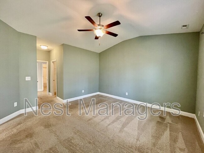 Building Photo - 279 Cromwell Ct