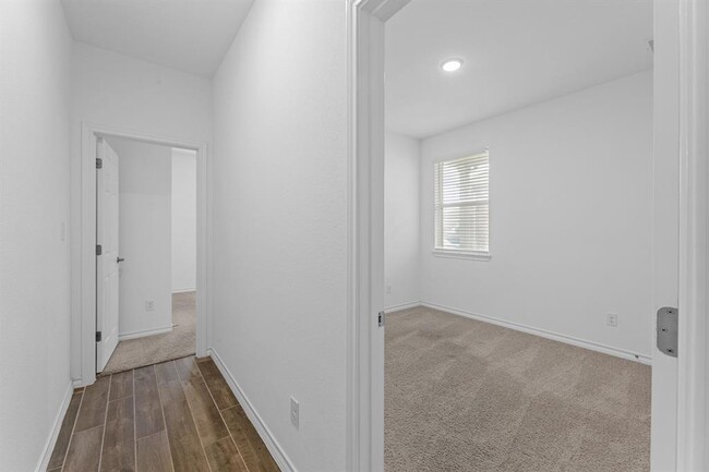 Building Photo - 204 Thurman Holt Rd