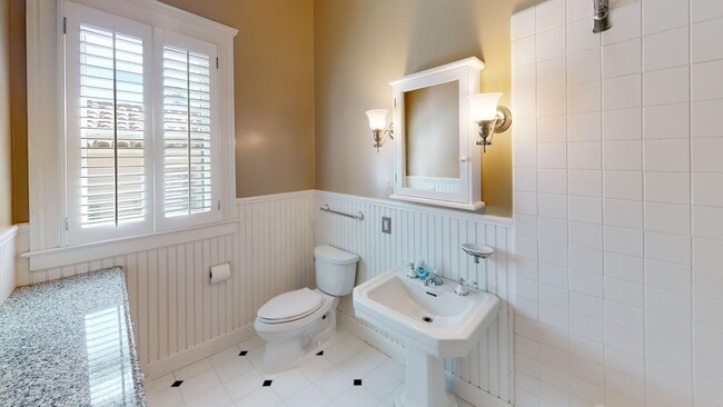 Building Photo - Beautiful 4-Bedroom Home in the Heart of San Luis Obispo!