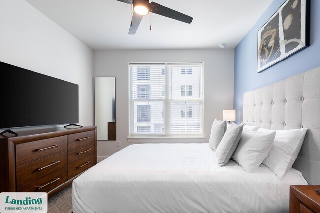 Building Photo - 435 Encore Way