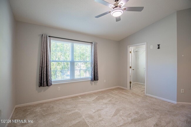 Building Photo - 721 Crystal Way
