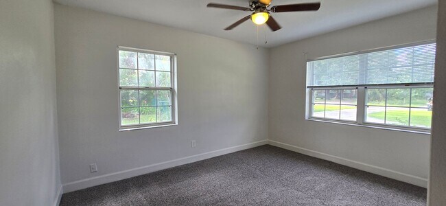 Building Photo - Coming Soon Lake Shore Single Family Home