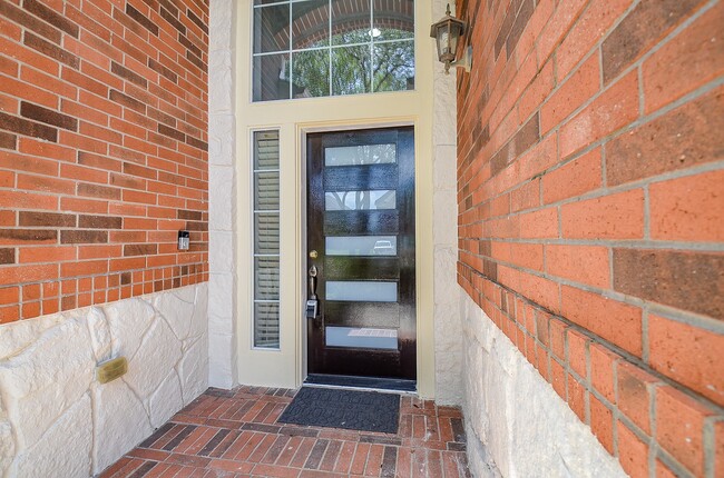 Building Photo - 3910 Jade Cove Ln