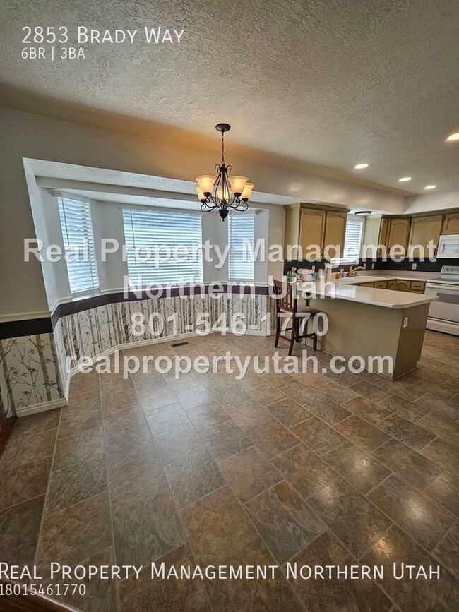 Building Photo - Spacious 6 Bedroom Layton Home Now Available!