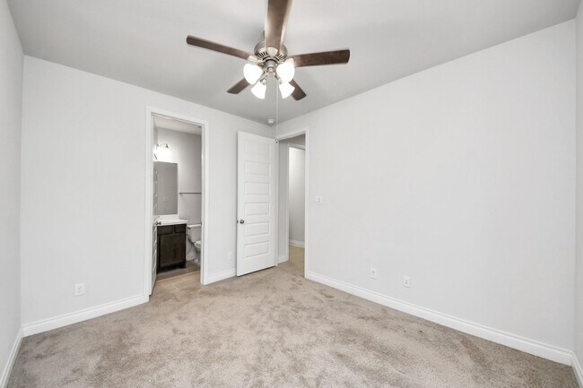 Building Photo - 22627 Duncan Brush Trace