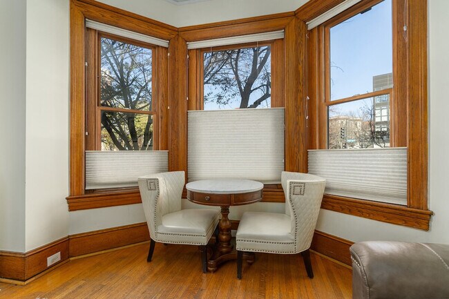 Building Photo - 2633 Adams Mill Rd NW