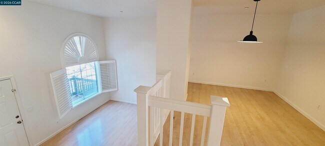 Building Photo - 1102 Brooks Range Landing