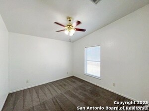 Building Photo - 9611 Hildebrandt