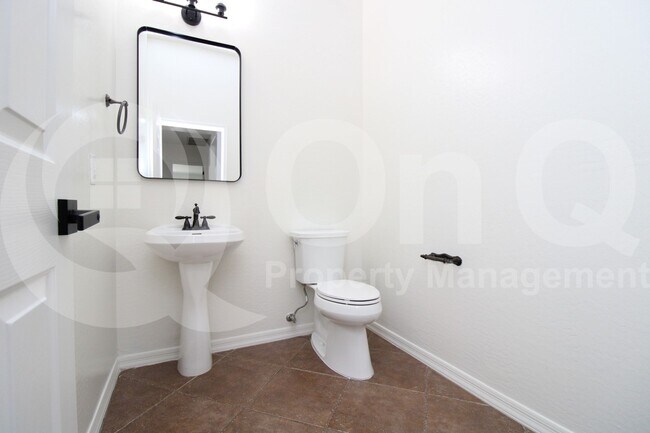 Building Photo - 3768 E Gemini Pl