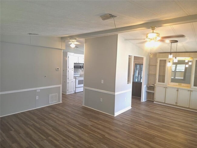 Building Photo - 35051 Colony Hills Dr