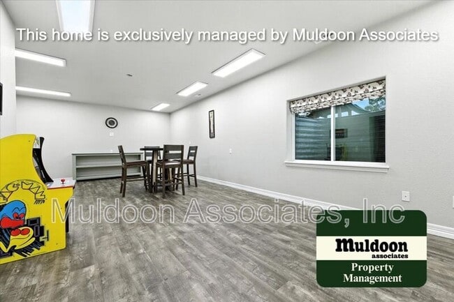 Building Photo - 13569 Park Meadows Dr